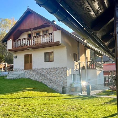 Cabana Baraj Apuseni Mountains Mihoesti Kültér fotó